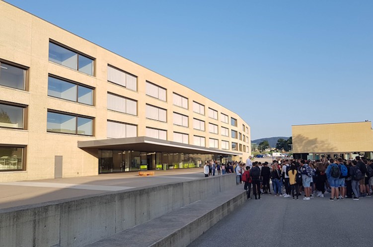 ecole la tour de treme